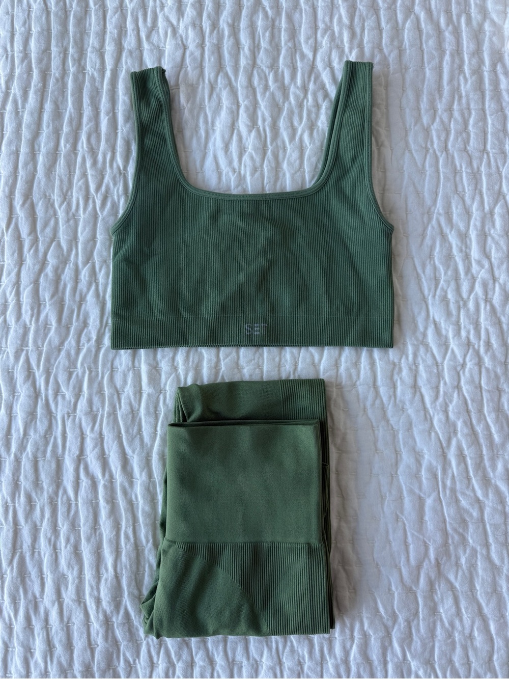 SET Active Ribbed Scoop Sports Bra in Olive Green